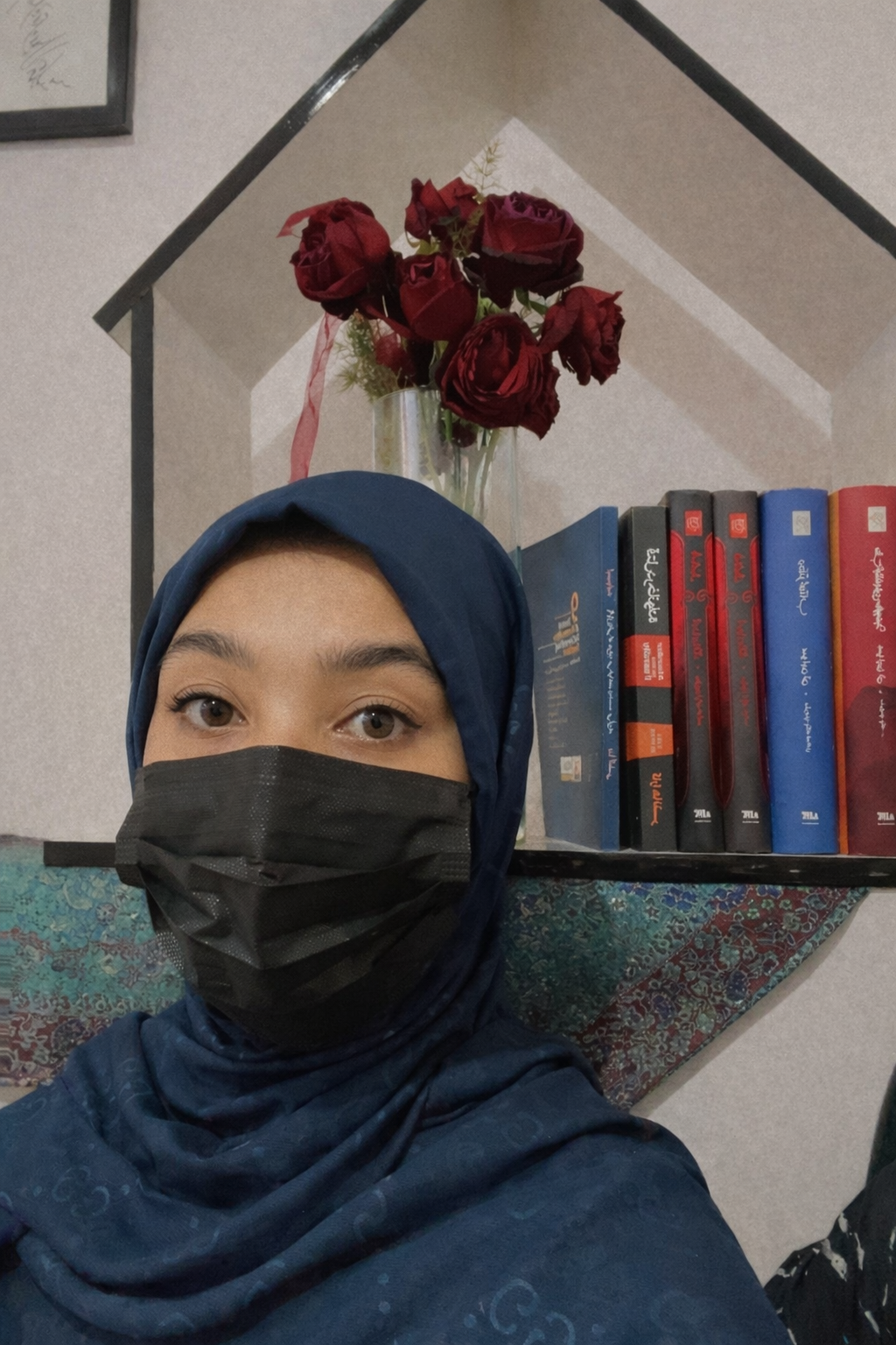 فاطمه مهماندوست  بلاگر فرهنگی